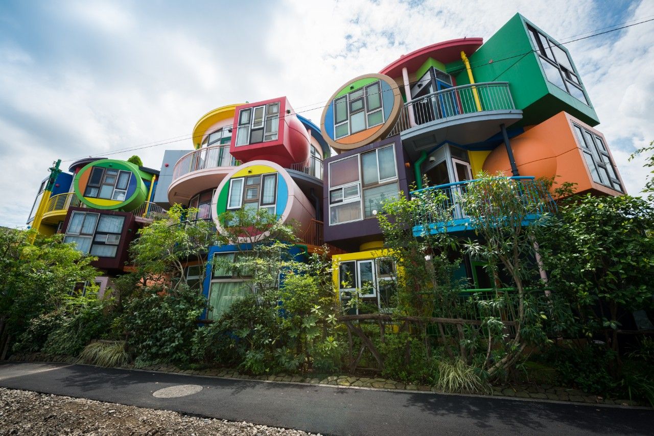 三鷹天命反転住宅(インメモリーオブヘレン・ケラー)