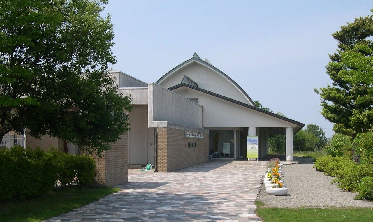 黒部市美術館