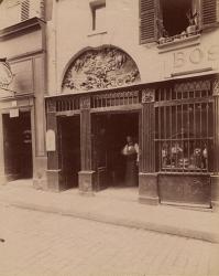 9725.Rue Saint sauveur © Eugène Atget / M84