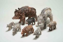 「猪形土器怪獣・狼形土器怪獣」野焼きによる陶　長さ20-60cm