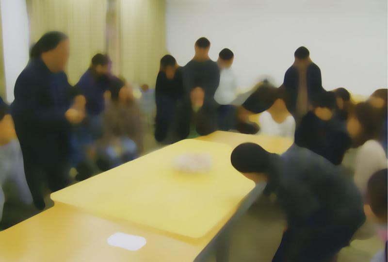 ‘ミニ彫刻’展