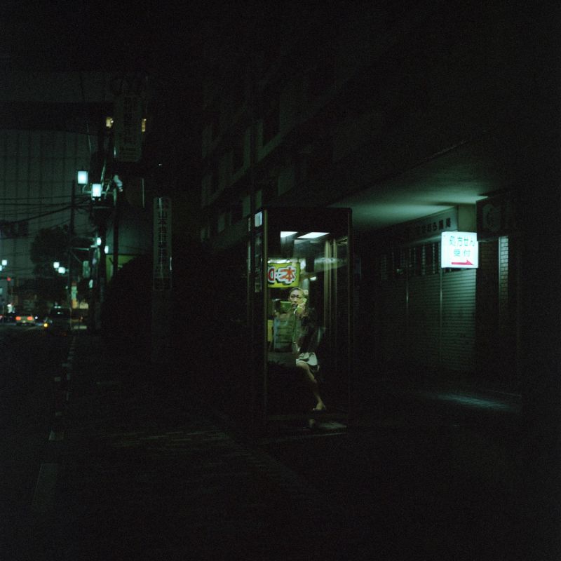 マヌエル・ファン・ダイク 写真展　「Behind Glass」