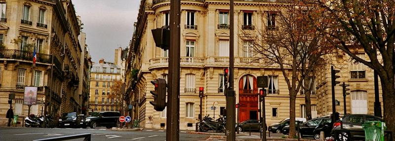 小松宗光「博士のみやげ話　 The bishop in Paris」