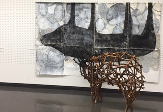 植野 智子　Tomoko Ueno　企画　展示　①前半(企画展)ー『版でつながる世界ー札幌、メキシコ、さいたま』・②後半(個展)ー『乾と水脈ー海流の果ての地で』