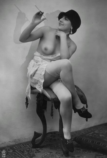 伝説のヌード写真『旧き良き時代のパリジェンヌたち』