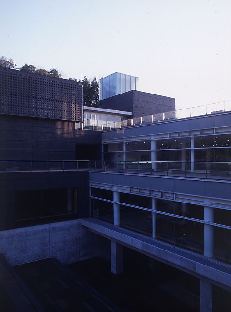 岐阜県現代陶芸美術館