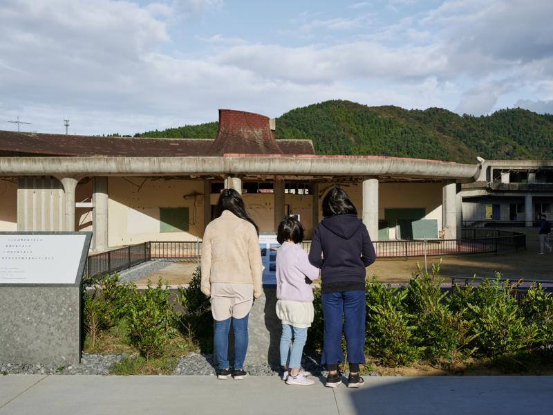 笹岡啓子写真展「The World After」