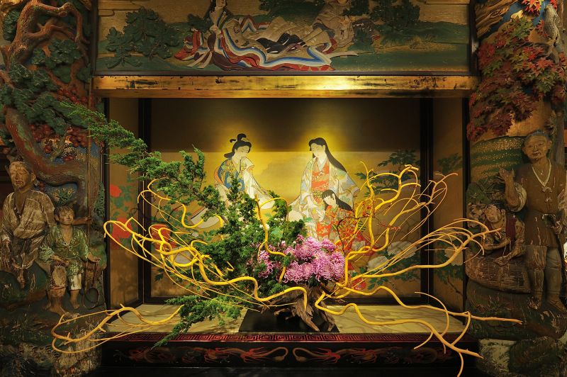 目黒雅叙園創業プレ88周年 「百段階段」特別企画　第16回 「華道家 假屋崎省吾の世界 ～和美共感～」