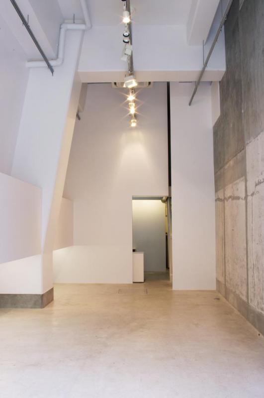 Azabujuban Gallery