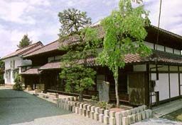出羽桜美術館