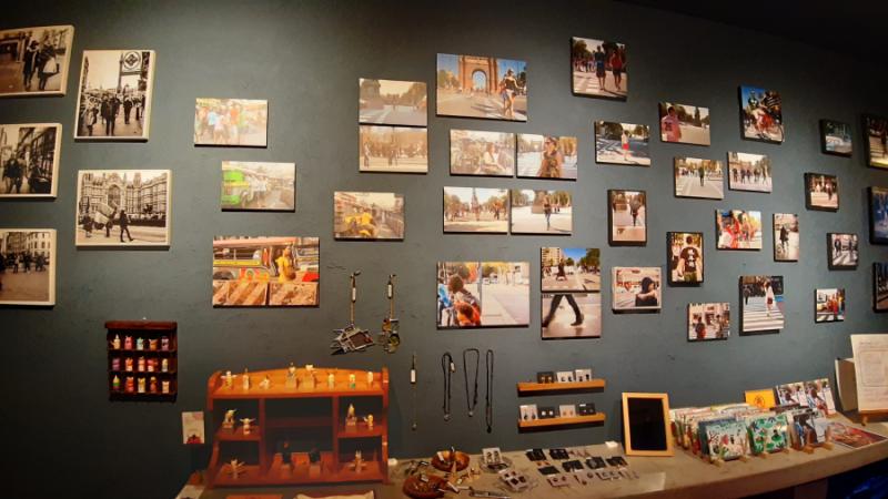 Tres Gatos gallery