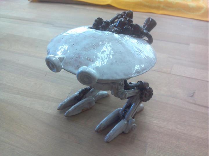 カミクボユウスケ