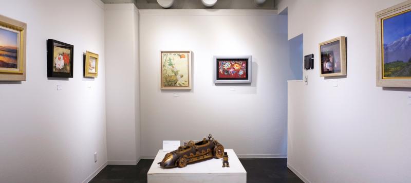 Gallery Seek