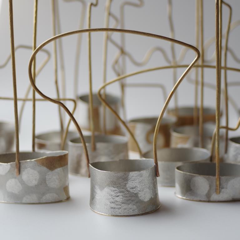 田中千絵 「ほほえみの金工- Petits essais-」
