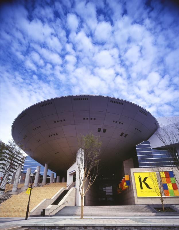 神戸ファッション美術館