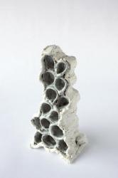  SW-2410　2024　陶 Ceramics　25.0×16.0×10.0cm